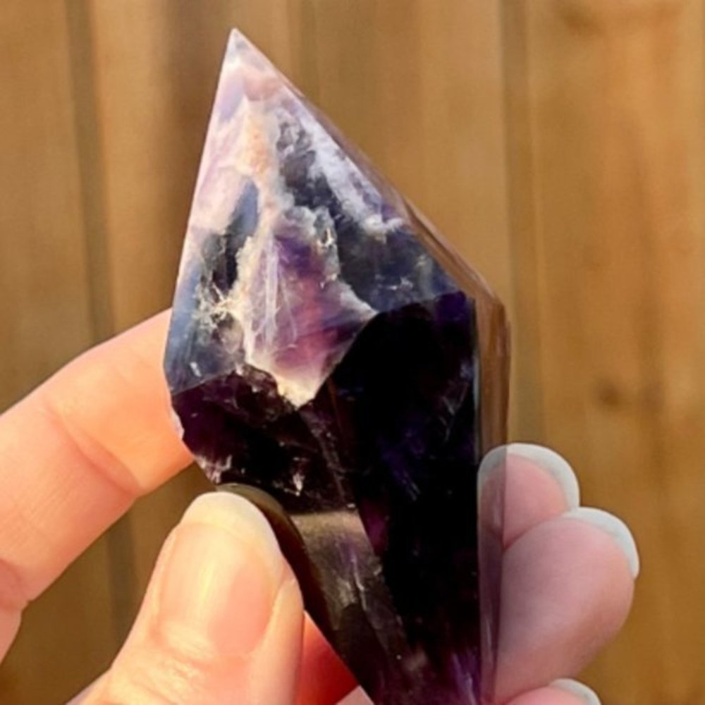 #186 Amethyst Double Terminated Crystal Point - Picture 3 of 9